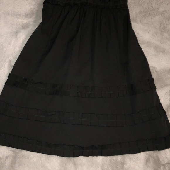Left of Center Dress Sleeveless Black Ruffle Chic - Picture 7 of 10